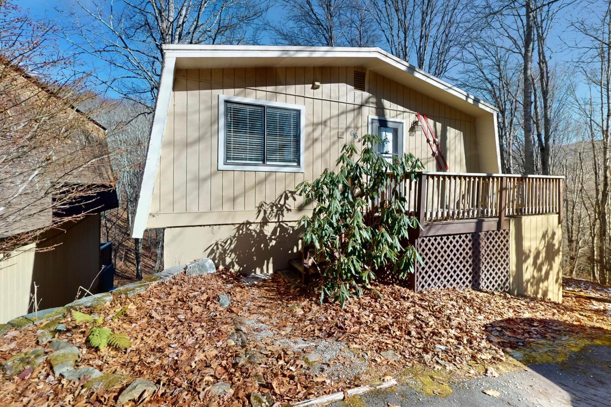 66 Pine Top Circle, Unit B Sugar Mountain Exterior photo